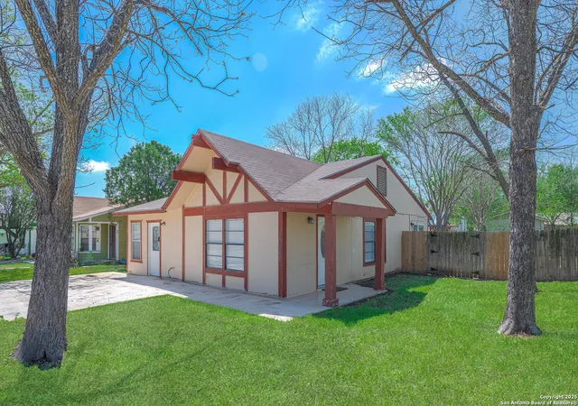 Photo 2 of Single family home for sale at 4059 Gallery Sun, San Antonio, TX 78244 | MLS# 1855185 | Listing updated on 2025-10-28