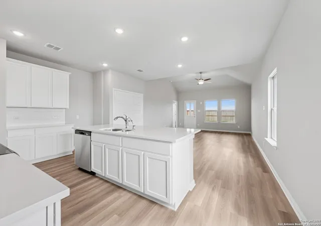 5th image of 1632 Golden Wheat, New Braunfels, TX 78130 | MLS# 1855259