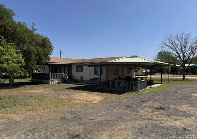1st image of 606 N Main St, Cotulla, TX 78014 | MLS# 1855276