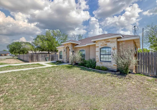 1st image of 109 Vanham St, Uvalde, TX 78801 | MLS# 1855286