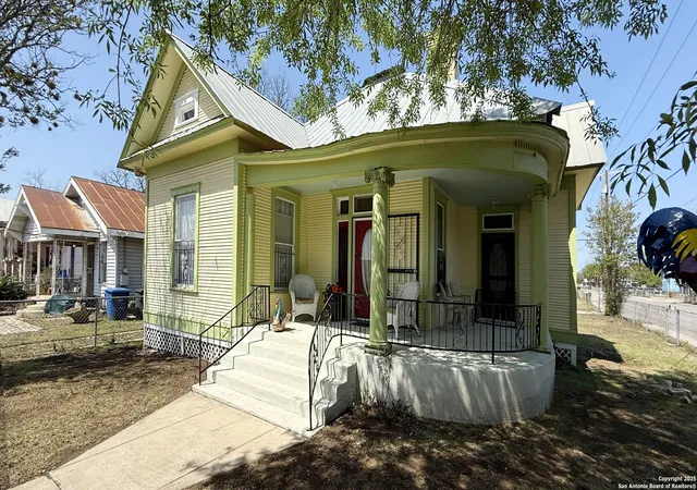 Photo 3 of Single family home for sale at 1503 W Houston, San Antonio, TX 78207 | MLS# 1855331 | Listing updated on 2025-10-20