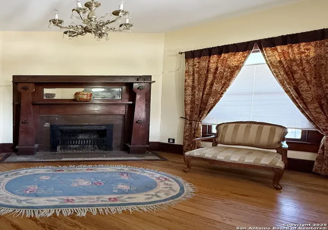 Photo 4 of Single family home for sale at 1503 W Houston, San Antonio, TX 78207 | MLS# 1855331 | Listing updated on 2025-10-20