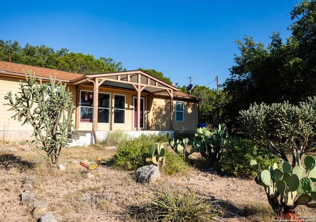 Photo 1 of Single family home for sale at 2844 Bear Springs, Pipe Creek, TX 78063 | MLS# 1855355 | Listing updated on 2025-09-24