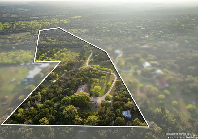 Photo 1 of Mansion for sale at 200 Elm Creek, New Braunfels, TX 78132 | MLS# 1855447 | Listing updated on 2026-08-13