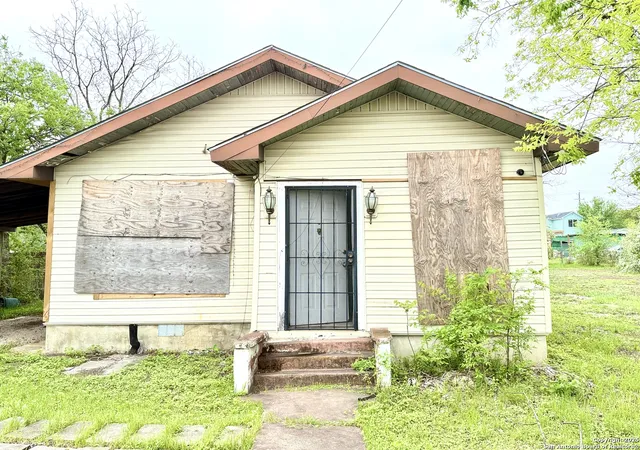 Photo 1 of Single family home for sale at 716 Sherman, San Antonio, TX 78202 | MLS# 1855469 | Listing updated on 2025-05-18