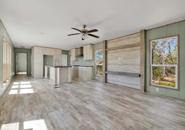 Photo 4 of Sale Pending at 198 County Rd 2470, Hondo, TX 78861 | MLS# 1855472 | Listing updated on 2025-09-25