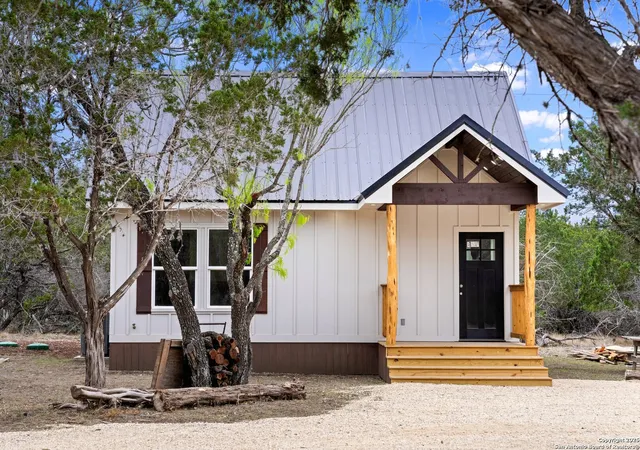 3rd image of 0 Loop Rd, Uvalde, TX 78801 | MLS# 1855556