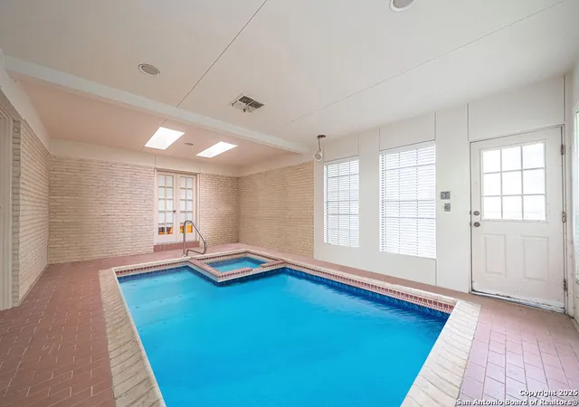 4th image of 109 Wickford, San Antonio, TX 78213 | MLS# 1855732