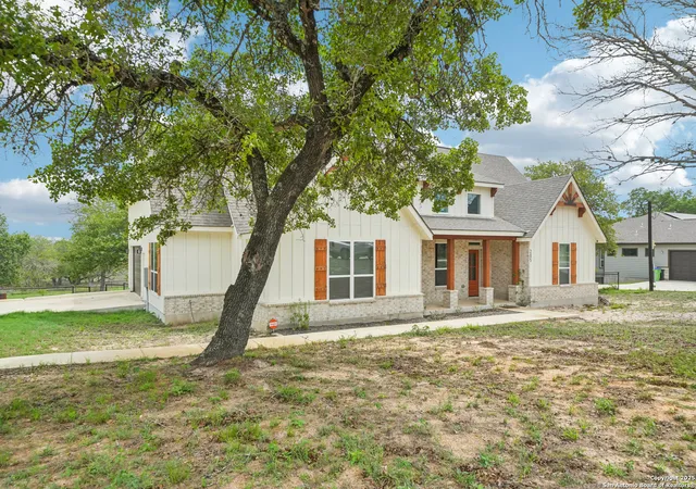 4th image of 205 Patchwork Corners, Poteet, TX 78065 | MLS# 1855824