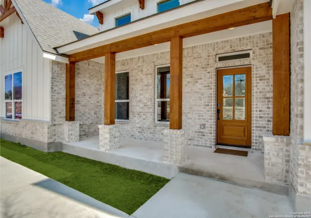 5th image of 205 Patchwork Corners, Poteet, TX 78065 | MLS# 1855824