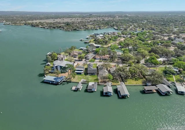 41st image of 411 W Greenbriar Dr, Granite Shoals, TX 78654 | MLS# 1855899
