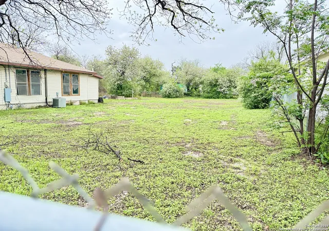 Photo 3 of Land for sale at 714 Sherman, San Antonio, TX 78202 | MLS# 1855975 | Listing updated on 2025-04-15