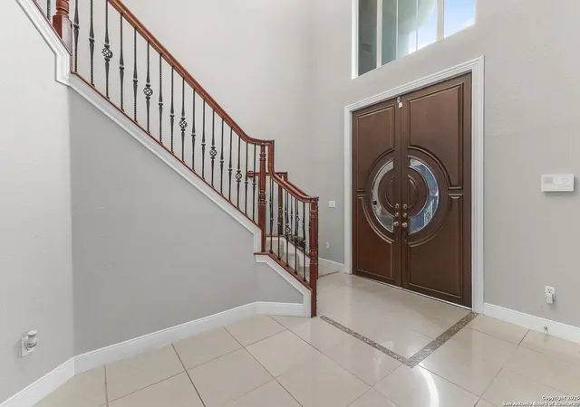 Photo 3 of Single family home for sale at 12419 Course View, San Antonio, TX 78221 | MLS# 1855978 | Listing updated on 2025-10-21