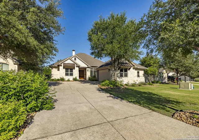 Photo 1 of Sale Pending at 30015 Cibolo Trace, Fair Oaks Ranch, TX 78015 | MLS# 1856223 | Listing updated on 2025-10-16