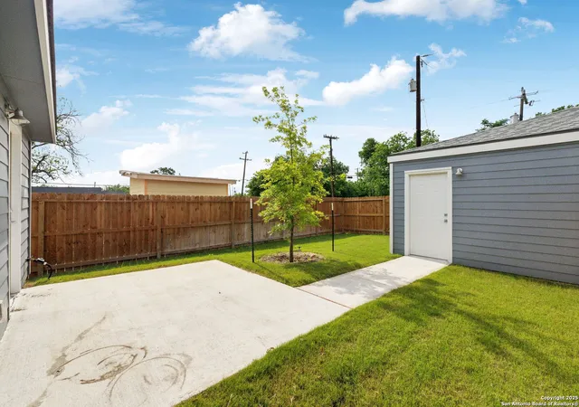 Photo 4 of Sale Pending at 2914 Martin Luther King, San Antonio, TX 78220 | MLS# 1856261 | Listing updated on 2026-03-12