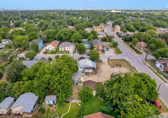Photo 3 of Multi family home for sale at 1206 Allende, San Antonio, TX 78237 | MLS# 1856278 | Listing updated on 2025-09-22