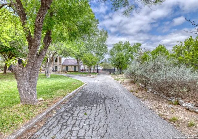1st image of 632 Rio St, Uvalde, TX 78801 | MLS# 1856300