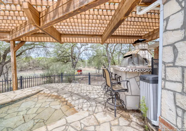 4th image of 632 Rio St, Uvalde, TX 78801 | MLS# 1856300