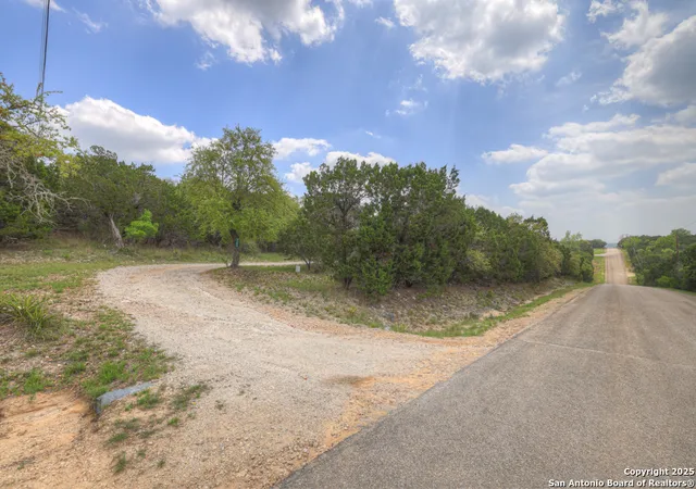 Photo 2 of Sale Pending at 1150 Qappuella, Canyon Lake, TX 78133 | MLS# 1856303 | Listing updated on 2025-09-18
