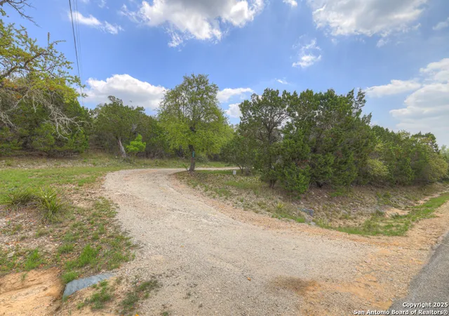 Photo 2 of Sale Pending at 1150 Qappuella, Canyon Lake, TX 78133 | MLS# 1856303 | Listing updated on 2025-09-18