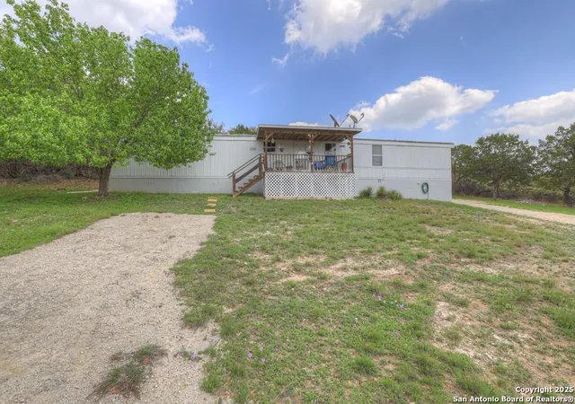 Photo 4 of Sale Pending at 1150 Qappuella, Canyon Lake, TX 78133 | MLS# 1856303 | Listing updated on 2025-09-18