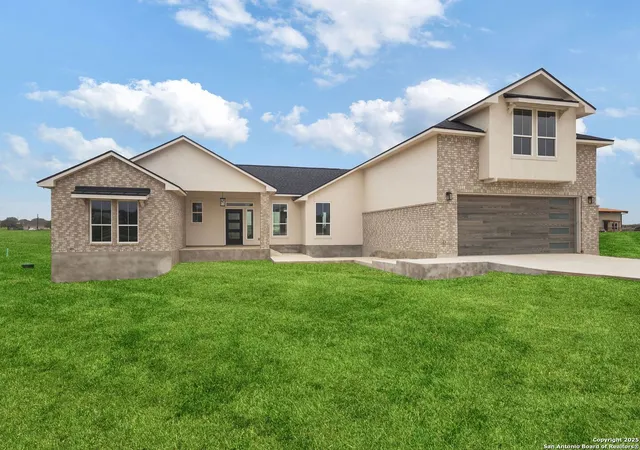image of 197 Lake View Circle, La Vernia, TX 78121 | MLS# 1856373