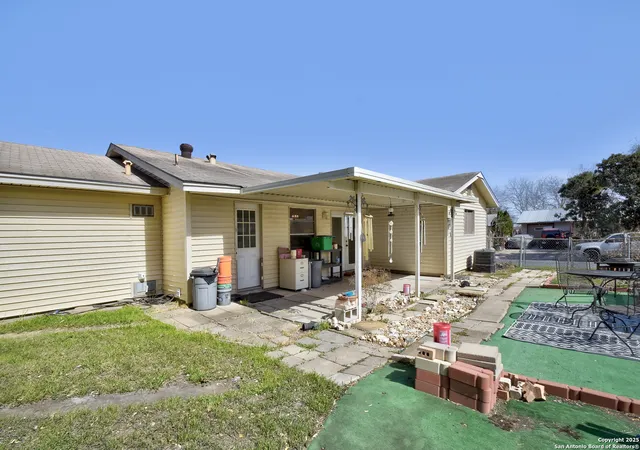 Photo 3 of Sale Pending at 4854 Casa Bello, San Antonio, TX 78233 | MLS# 1856581 | Listing updated on 2025-06-24