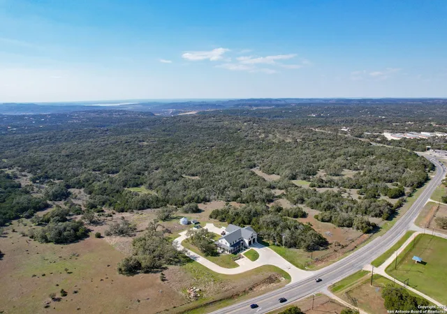 4th image of 8843 Fm 306, New Braunfels, TX 78132 | MLS# 1856586