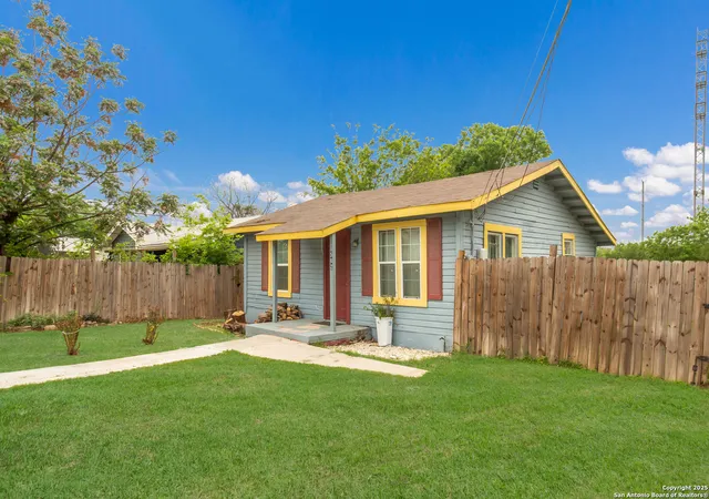 Photo 3 of Single family home for sale at 502 Rotary, San Antonio, TX 78202 | MLS# 1856592 | Listing updated on 2026-04-06