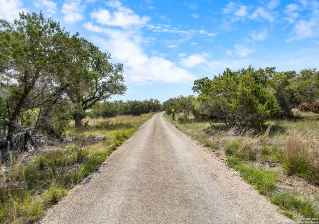 Photo 2 of House for sale at Tbd N Cranes Mill Rd, Canyon Lake, TX 78133 | MLS# 1856644 | Listing updated on 2025-10-17