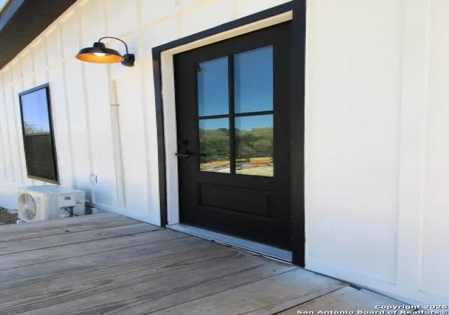 Photo 4 of Single family home for sale at 403 Private Road 1523, Bandera, TX 78003 | MLS# 1856658 | Listing updated on 2025-09-15
