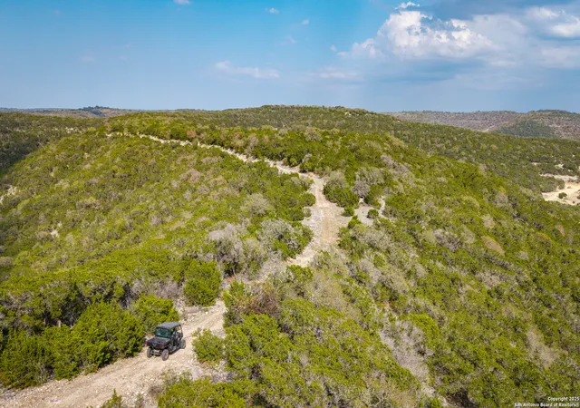 5th image of 3939 Bear Springs, Pipecreek, TX 78063 | MLS# 1856708