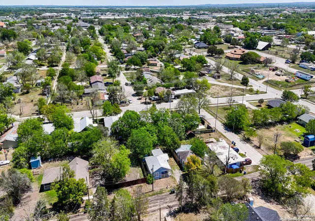 29th image of 411 Ellis, Seguin, TX 78155 | MLS# 1856923