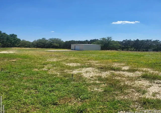 4th image of 89 Jana Ln, Spring Branch, TX 78070 | MLS# 1856988