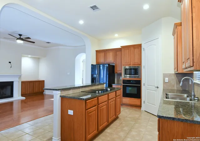 Photo 2 of Single family home for sale at 26319 Tuscan Mdw, San Antonio, TX 78261 | MLS# 1857107 | Listing updated on 2025-09-23
