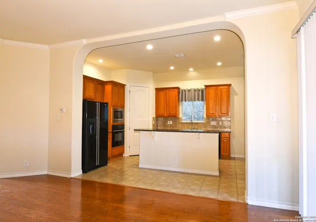 Photo 3 of Single family home for sale at 26319 Tuscan Mdw, San Antonio, TX 78261 | MLS# 1857107 | Listing updated on 2025-09-23