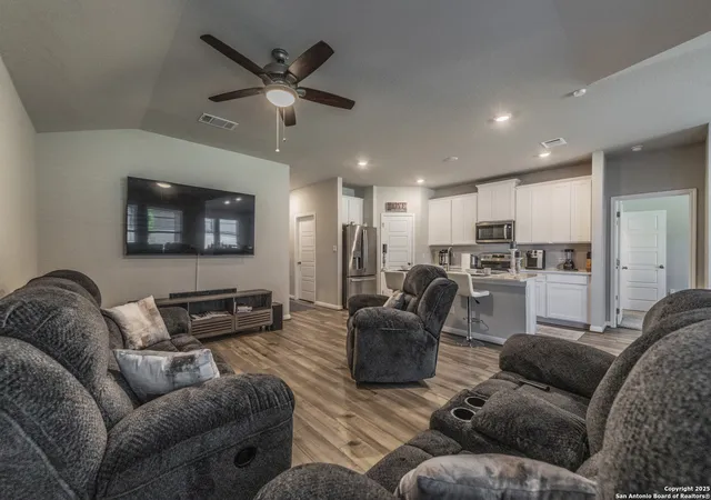 4th image of 507 Shelton Pass, Cibolo, TX 78108 | MLS# 1857152