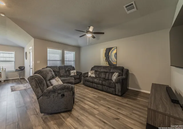 5th image of 507 Shelton Pass, Cibolo, TX 78108 | MLS# 1857152