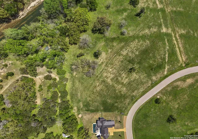 3rd image of 829 Bingham Lane, New Braunfels, TX 78132 | MLS# 1857175