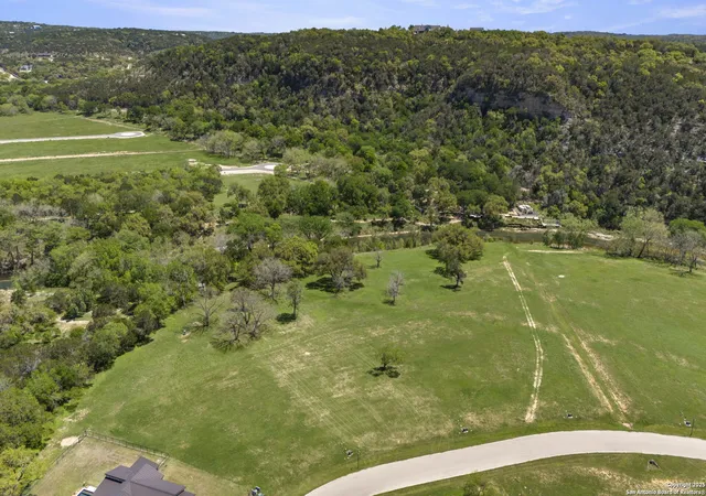 4th image of 829 Bingham Lane, New Braunfels, TX 78132 | MLS# 1857175