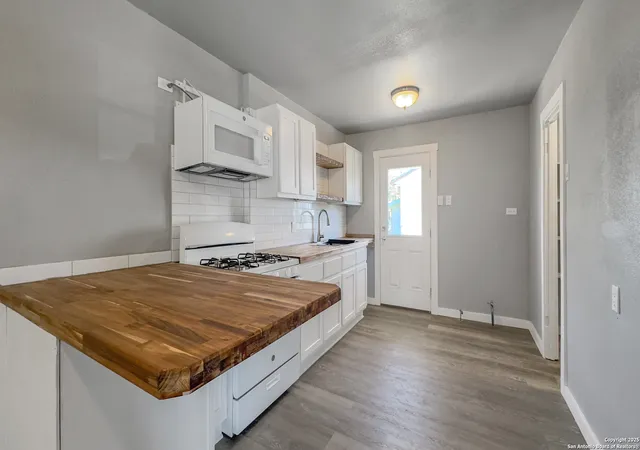 2nd image of 1137 Jennings, San Antonio, TX 78225 | MLS# 1857178