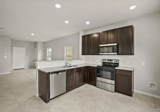 Photo 4 of Sale Pending at 13730 Pinkston, San Antonio, TX 78252 | MLS# 1857182 | Listing updated on 2025-08-12