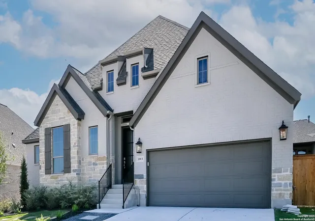 3rd image of 1913 Luna Street, New Braunfels, TX 78132 | MLS# 1857244
