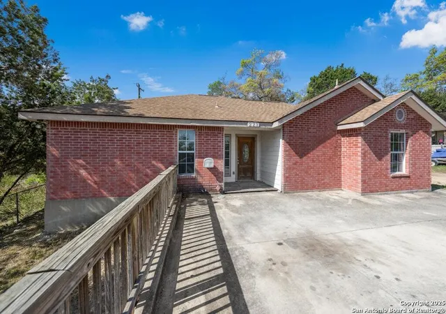Photo 1 of Sale Pending at 221 N Scenic Loop, Canyon Lake, TX 78133 | MLS# 1857267 | Listing updated on 2026-02-07