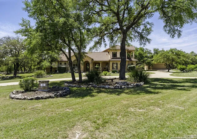 Photo 1 of Sale Pending at 211 Macaw Ln, Spring Branch, TX 78070 | MLS# 1857397 | Listing updated on 2026-03-27