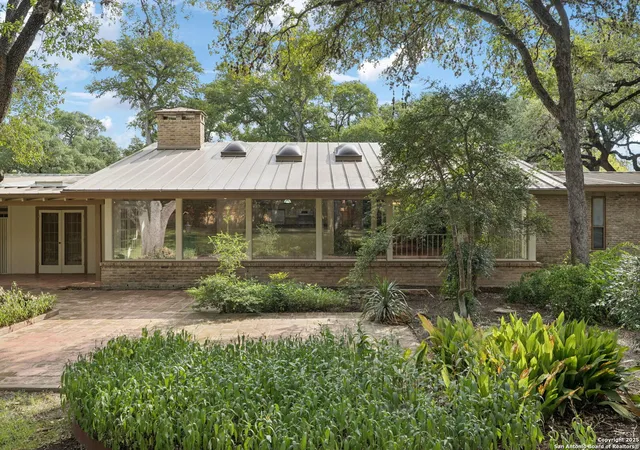 Photo 3 of Single family home for sale at 3038 Valley View, San Antonio, TX 78217 | MLS# 1857568 | Listing updated on 2026-09-15