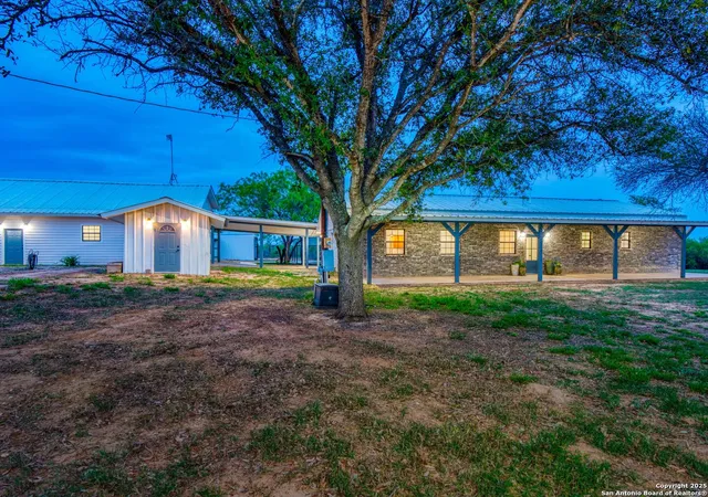 5th image of 601 Wildflower Dr, Lytle, TX 78052 | MLS# 1857580