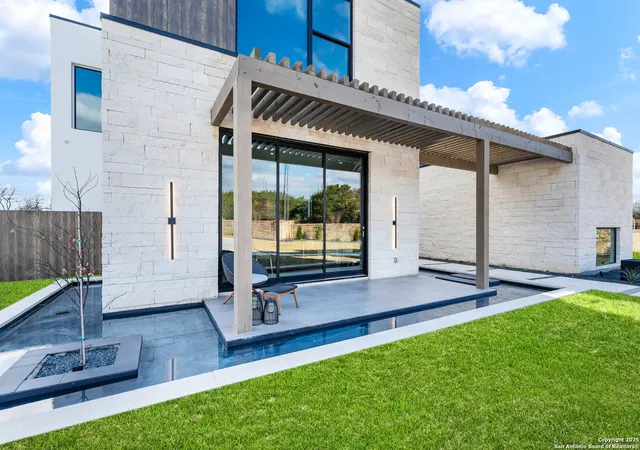 1st image of 107 Wellesley Cove, San Antonio, TX 78231 | MLS# 1857587