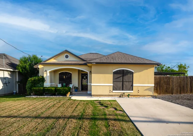 Homes for sale in Poteet, TX | 1038 Avenue H, Poteet, TX 78065 | MLS# 1857651