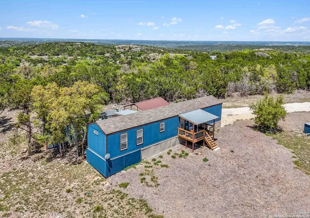 Photo 1 of Manufactured home for sale at 140 Teague, Kerrville, TX 78028 | MLS# 1857775 | Listing updated on 2025-08-02